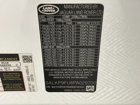 Certified 2023 Land Rover Range Rover SE image 11