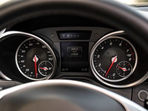 Used 2017 Mercedes-Benz SLC 300 image 16