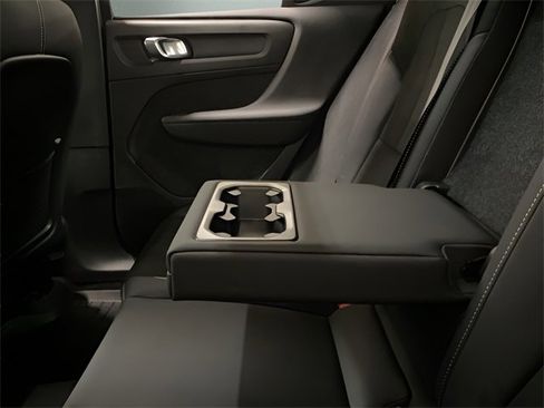 Used 2023 Volvo XC40 Recharge Ultimate w/ Protection Package Premier image 60