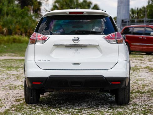 Used 2016 Nissan Rogue S FWD image 7
