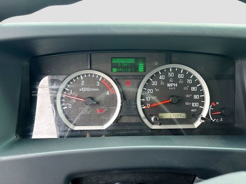 Used 2019 Isuzu NQR RWD image 30