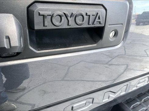 Certified 2020 Toyota Tacoma SR w/ SR Convenience Package image 23