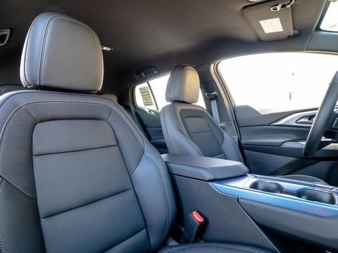 New 2024 Chevrolet Equinox EV LT w/ Active Safety Package 3 FWD image 12
