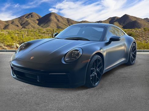 Used 2020 Porsche 911 Carrera S RWD image 2