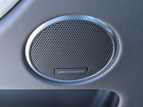 New 2026 Land Rover Discovery Sport Landmark AWD/4WD image 22