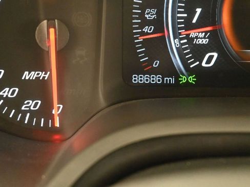 Used 2019 Chevrolet Corvette Grand Sport w/ Carbon Flash Badge Package image 24