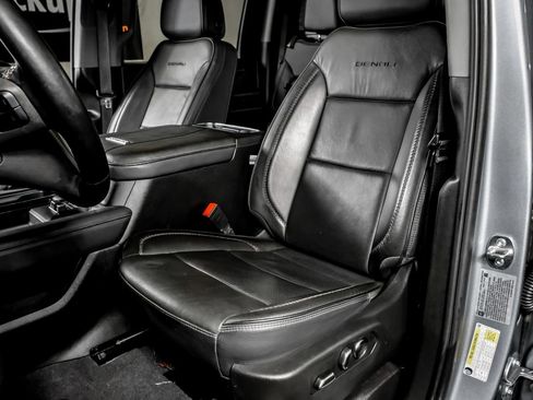 Used 2025 GMC Sierra 3500 Denali w/ Denali Reserve Package AWD/4WD image 31