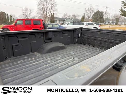 Used 2025 Chevrolet Silverado 3500 LT image 16