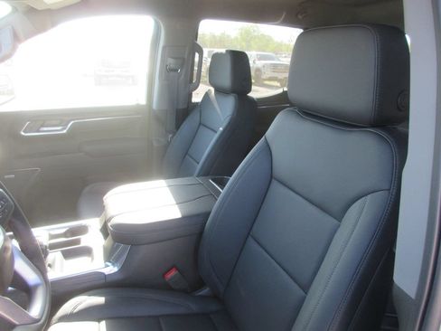 New 2026 GMC Sierra 1500 SLT w/ SLT Convenience Package AWD/4WD image 14