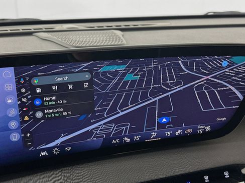 Used 2025 Buick Enclave Preferred image 22