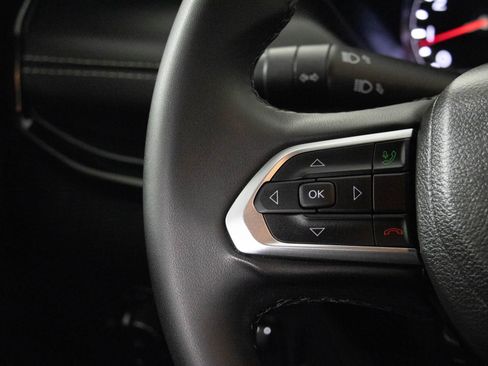 Used 2023 Jeep Compass Altitude image 32