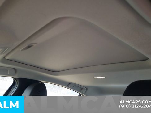 Used 2025 MAZDA MAZDA3 s image 8