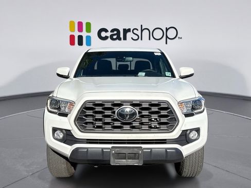 Used 2022 Toyota Tacoma TRD Off-Road image 8