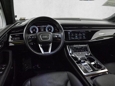 Used 2025 Audi Q7 3.0T Premium Plus image 19