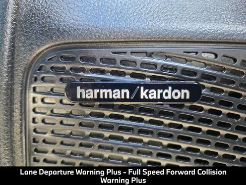 Used 2019 Chrysler Pacifica Touring-L Plus w/ Advanced Safetytec Group FWD image 24