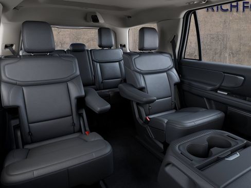 New 2027 Ford Expedition Active AWD/4WD image 11