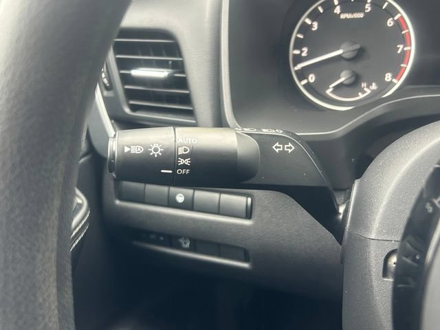 Used 2023 Nissan Rogue SV AWD/4WD image 17