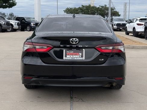 Used 2023 Toyota Camry LE FWD image 6
