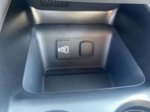 New 2026 Ford Explorer Active w/ Active Comfort Package RWD image 19