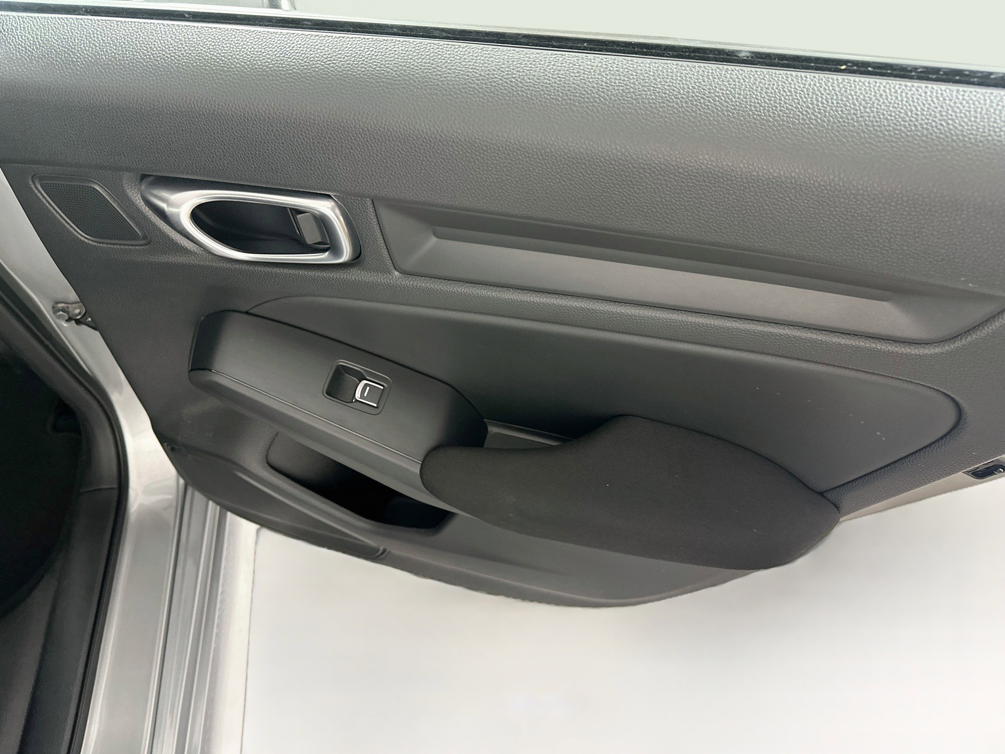 Used 2025 Honda Civic LX image 28