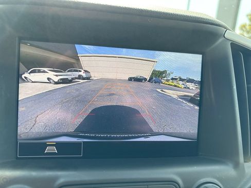 Used 2024 GMC Terrain SLT FWD image 23