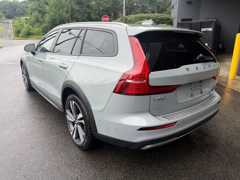 Certified 2024 Volvo V60 B5 Cross Country Plus w/ Protection Package Premier AWD/4WD image 2