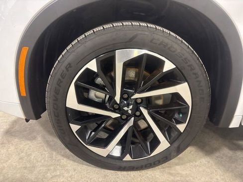 Used 2023 Mitsubishi Outlander SEL image 27