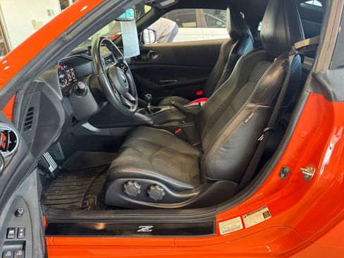Used 2024 Nissan Z Performance w/ Heritage Edition RWD image 14