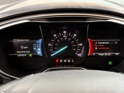 Used 2018 Ford Fusion SE w/ Equipment Group 602A FWD image 28
