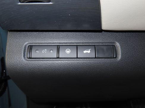 New 2026 Nissan Pathfinder SL image 36