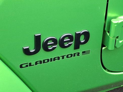 New 2026 Jeep Gladiator Sport image 5