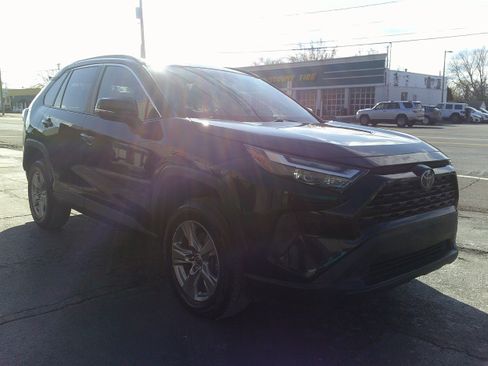 Used 2024 Toyota RAV4 XLE image 7