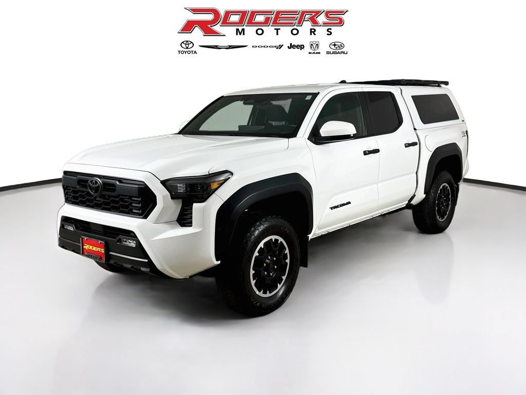 Used 2024 Toyota Tacoma TRD Off-Road AWD/4WD image 8