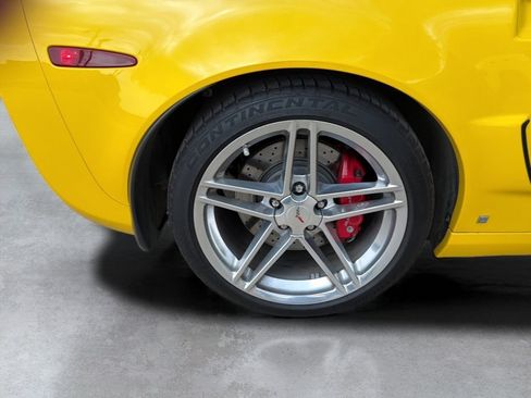 Used 2007 Chevrolet Corvette Z06 w/ Preferred Equipment Group RWD image 36