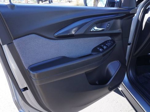 Used 2023 Chevrolet TrailBlazer LS image 14