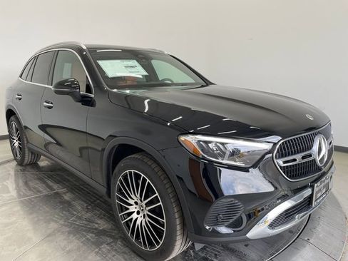 New 2026 Mercedes-Benz GLC 300 image 1