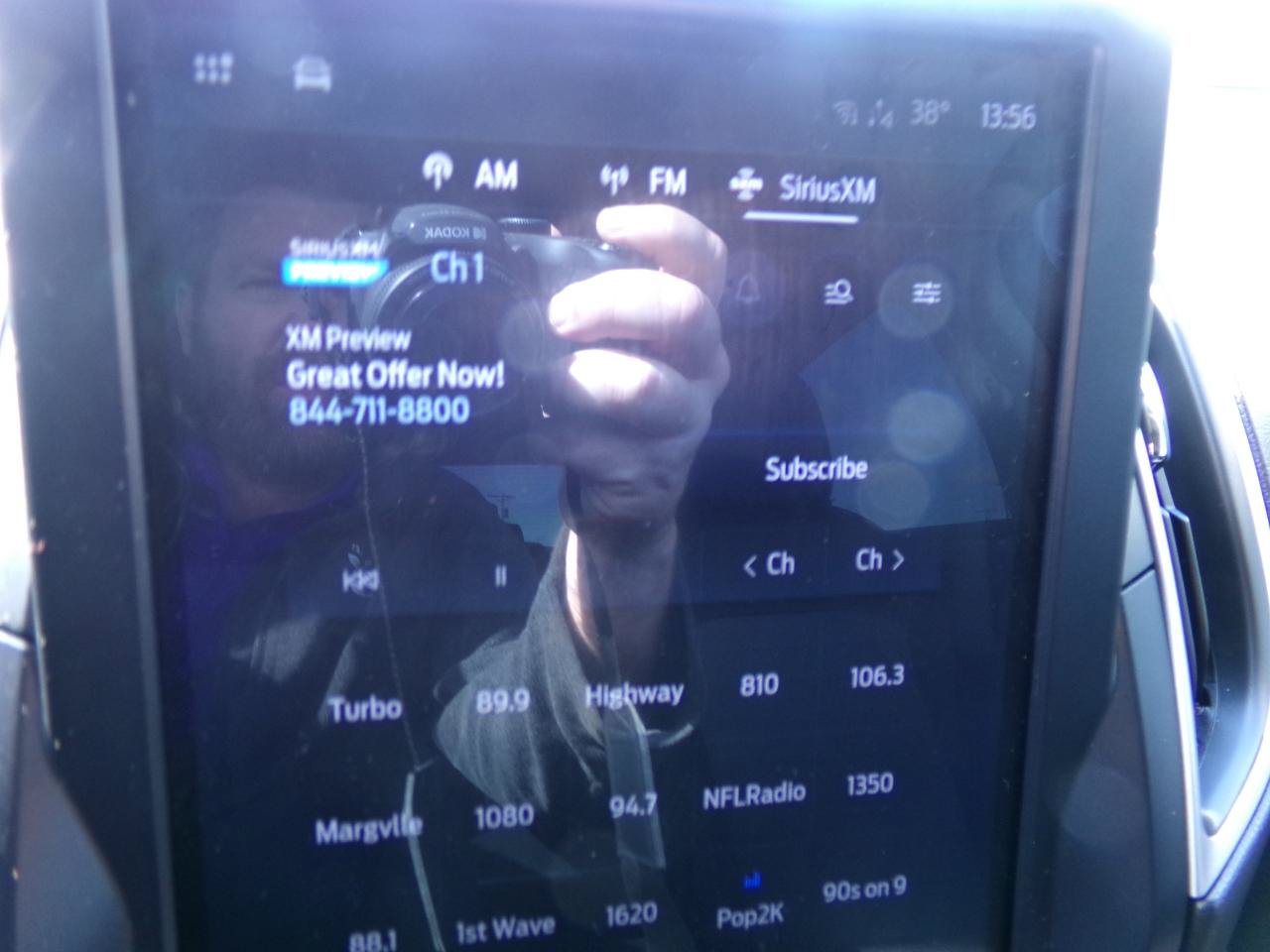 Used 2023 Ford Edge SE AWD/4WD image 19