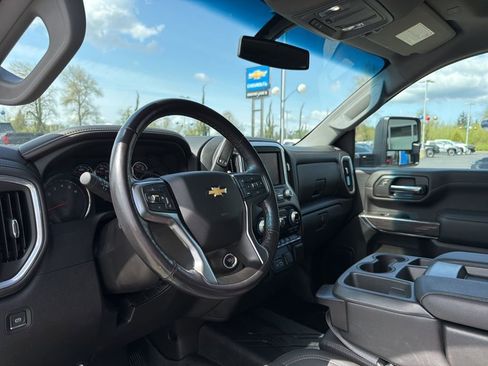 Used 2022 Chevrolet Silverado 2500 LTZ w/ Gooseneck/5TH Wheel Package image 10