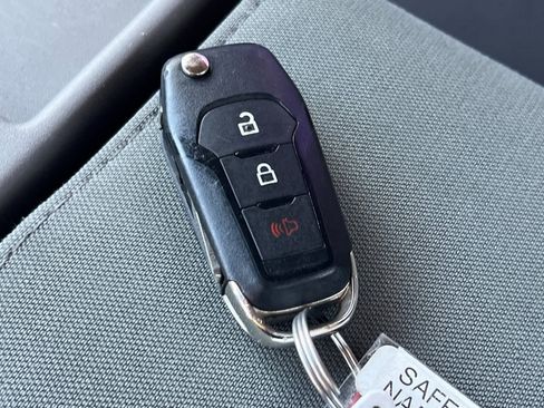 Used 2018 Ford F250 XL w/ Power Equipment Group image 26