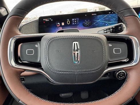New 2025 Lincoln Navigator L Reserve image 20