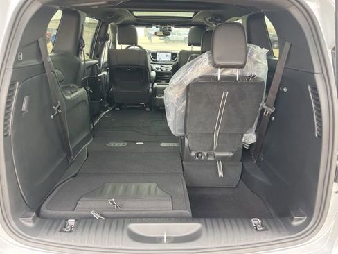 New 2026 Chrysler Pacifica Select image 29