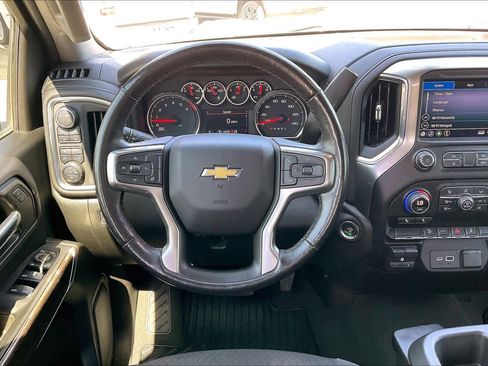 Used 2021 Chevrolet Silverado 2500 LT w/ Convenience Package AWD/4WD image 6