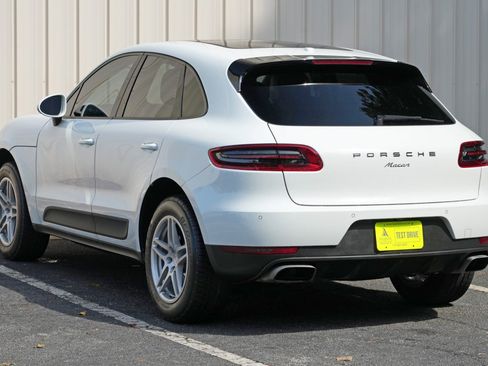 Used 2018 Porsche Macan AWD/4WD image 49