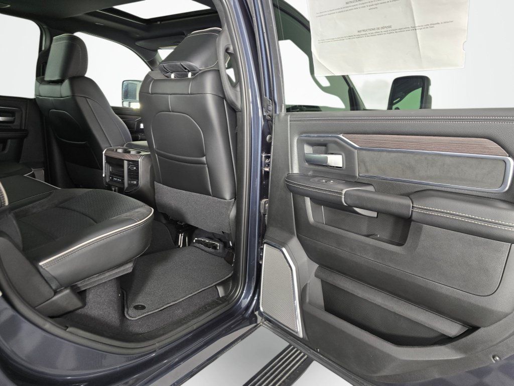 New 2026 RAM 2500 Laramie AWD/4WD image 38
