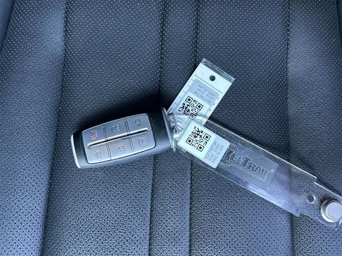 Used 2024 Genesis GV80 2.5T image 20