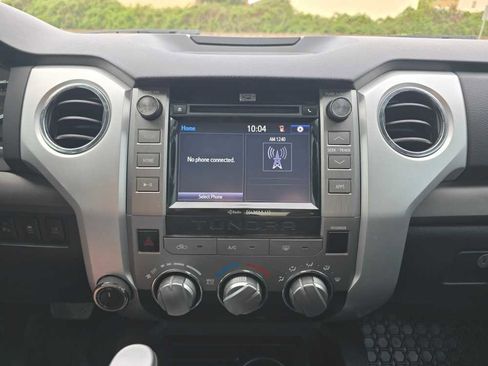 Used 2014 Toyota Tundra SR5 AWD/4WD image 12