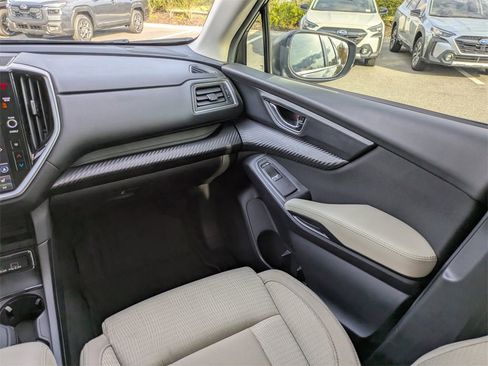 Certified 2025 Subaru Ascent Premium w/ Premium Package image 16