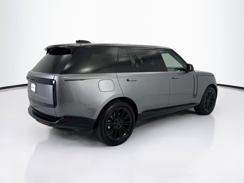New 2026 Land Rover Range Rover Long Wheelbase SE AWD/4WD image 5