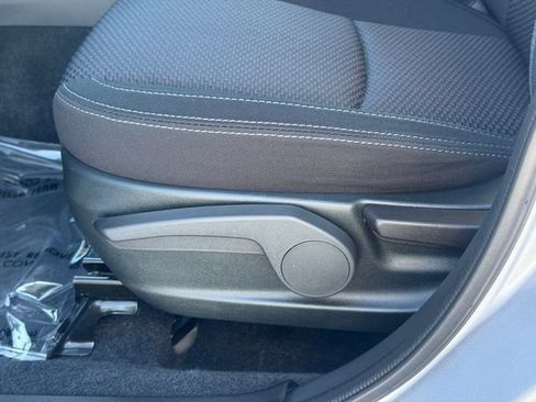 Used 2017 Subaru Forester 2.5i w/ Alloy Wheel Package AWD/4WD image 18
