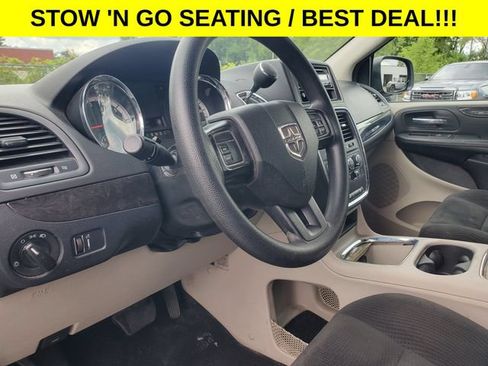 Used 2016 Dodge Grand Caravan SXT FWD image 9
